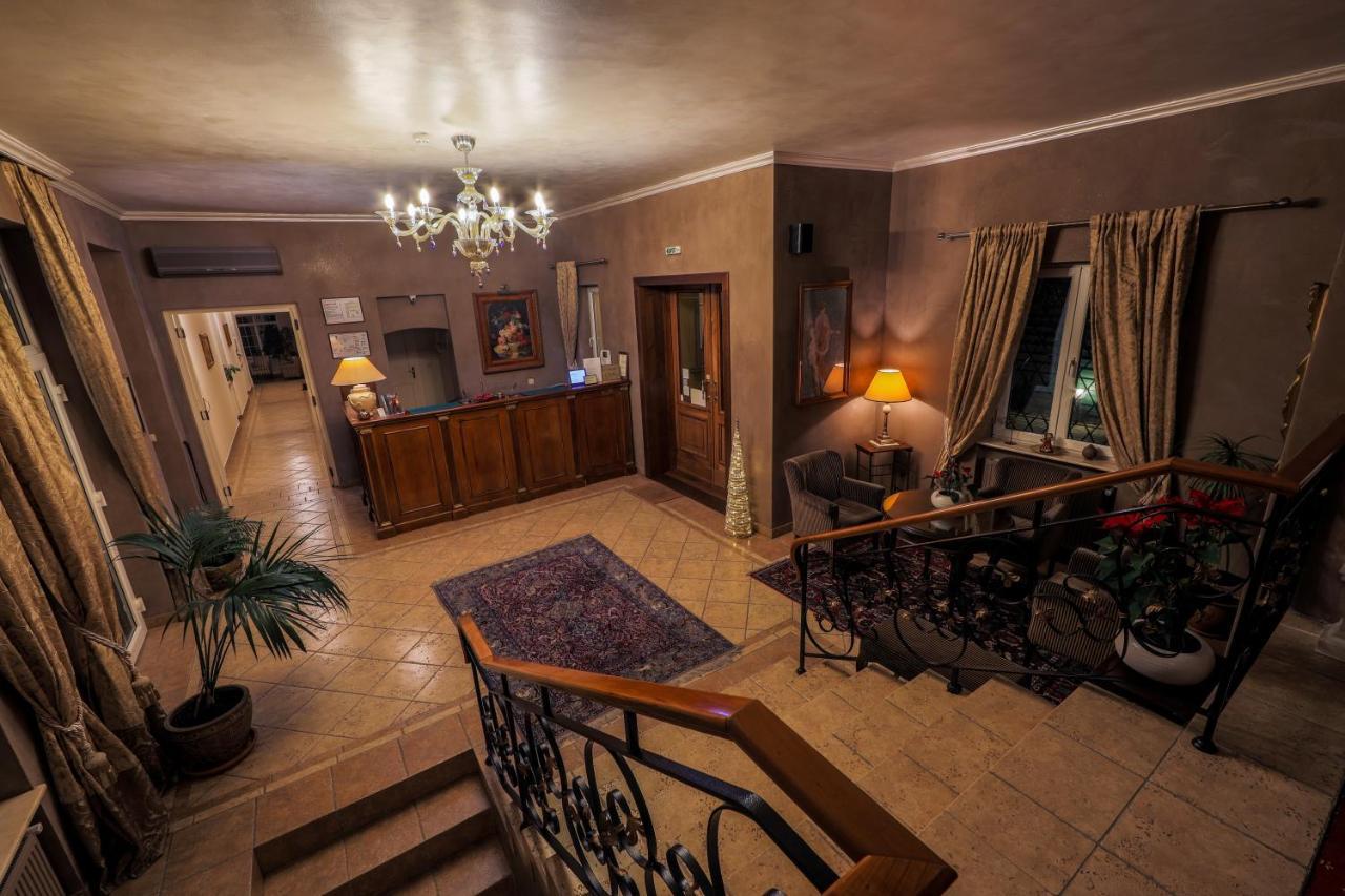 Hotel La Residenza ティミショアラ エクステリア 写真